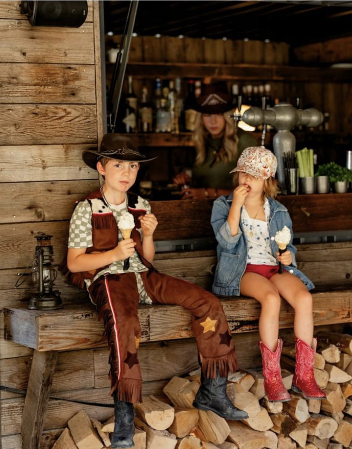 Little cowboys, at the wood bar